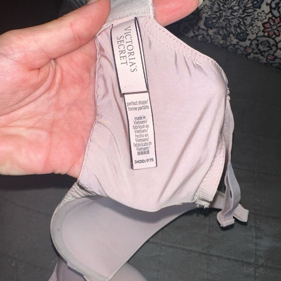 VS Perfect Shape Bra - Picture 2 of 3